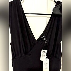 Express Body Contour Collection Vneck Bodysuit NWT